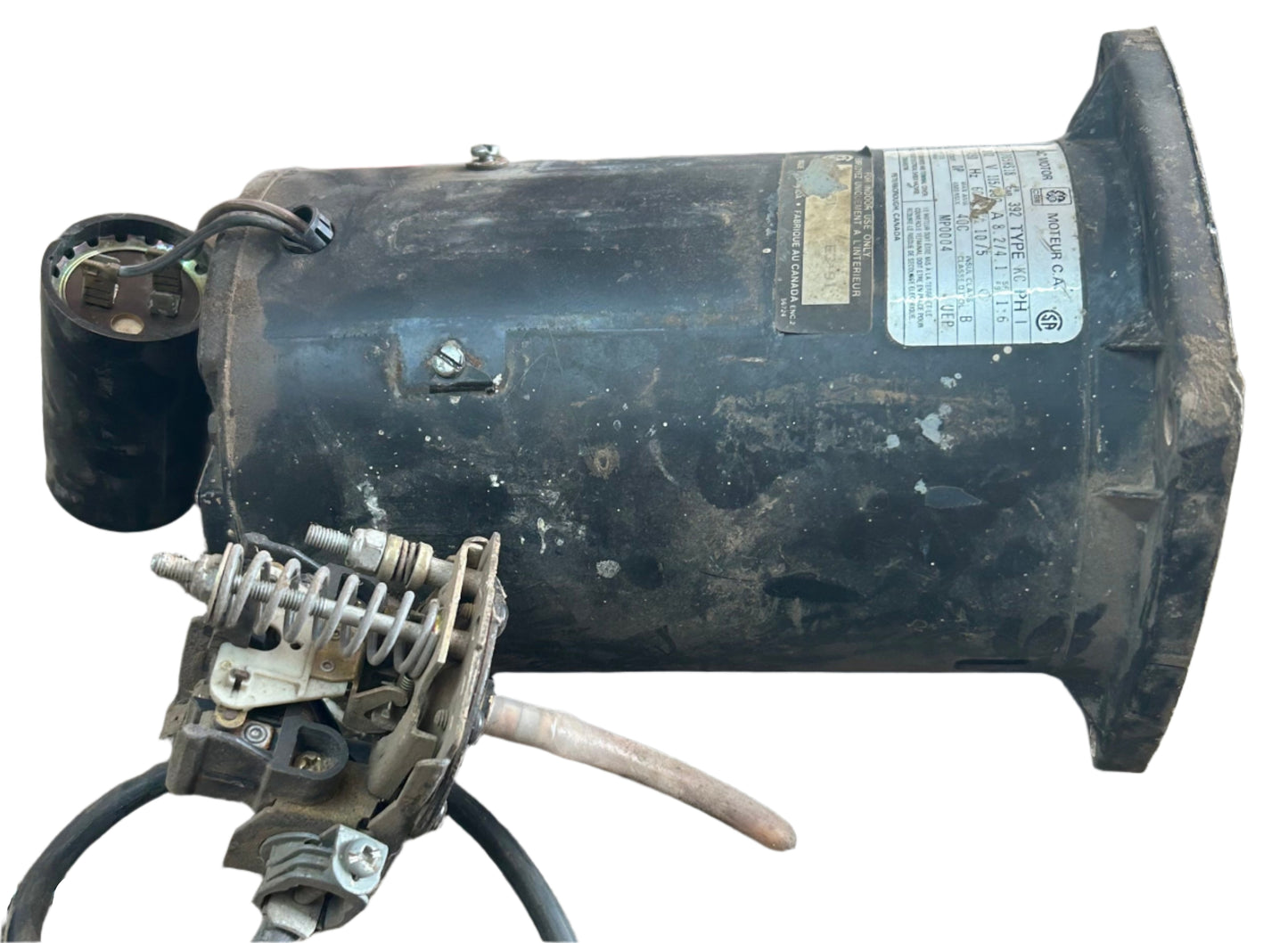 U___ - 1/2 HP 3450RPM 115/230V Moteur C.A DP